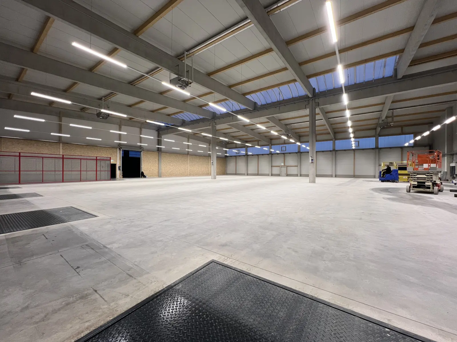 Large warehouse facility in Germany with installed technical lighting